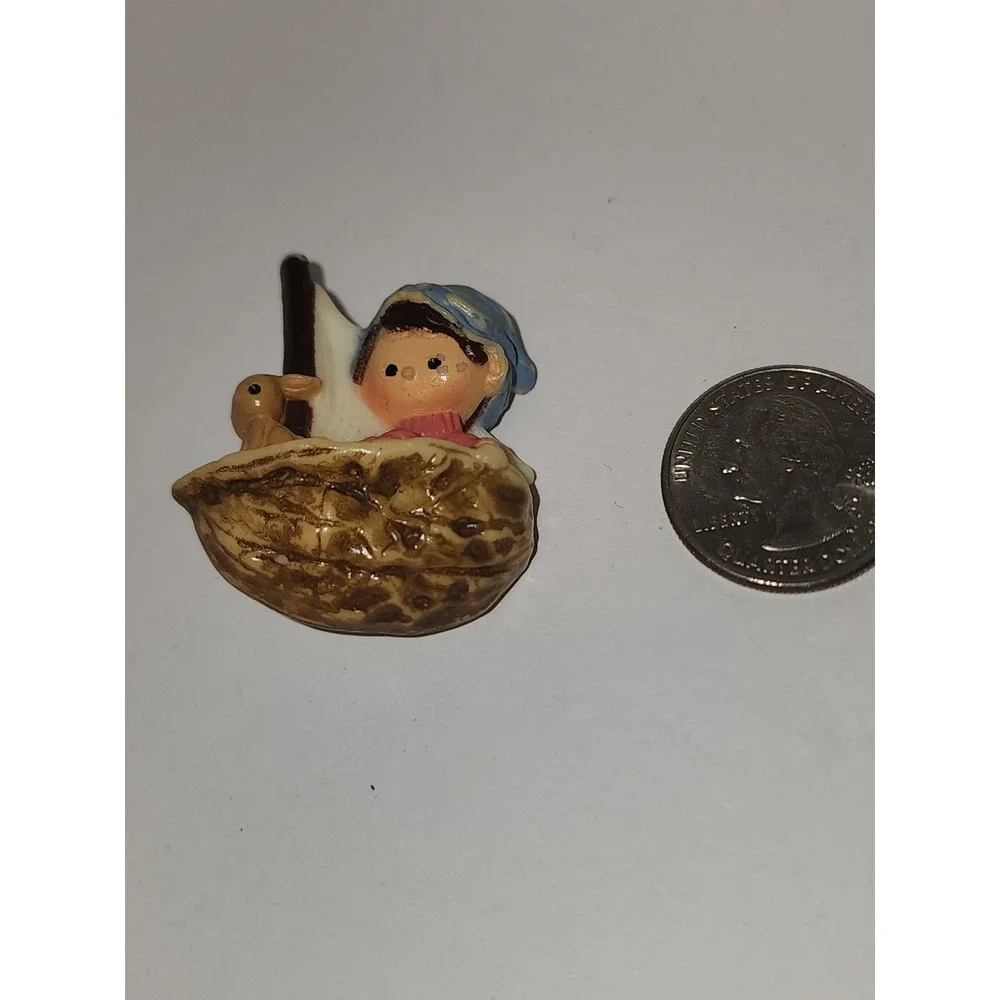 Vintage Hallmark Pixie Girl in‎ Walnut Boat with Easter Bunny Brooch Pin